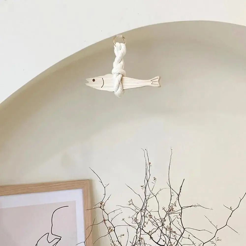 魚の吊り下げ装飾品 木製魚の車飾り 鈴付きで吊るせる タラの - Resin Art And Wood のレビューと価格